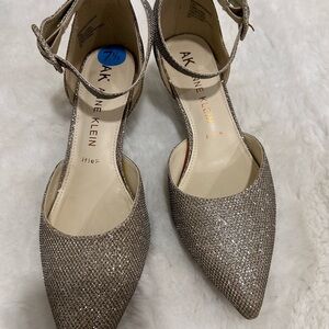 Anne Klein Women's Shimmering Silver Flats